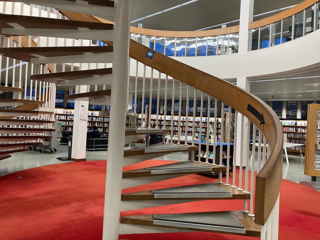 圖書館變成了我的新寫作場所